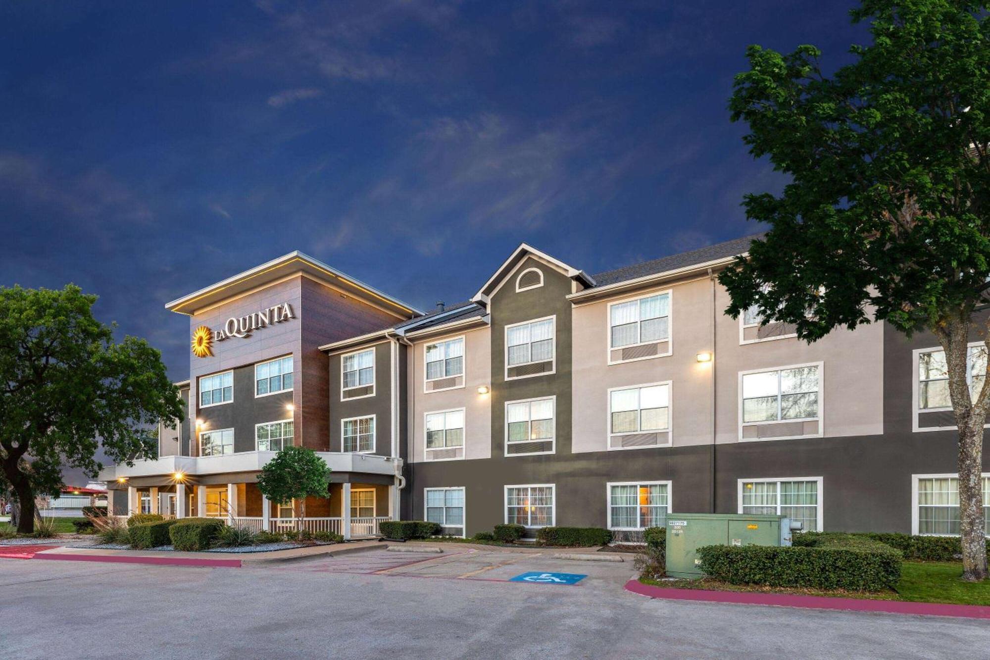La Quinta By Wyndham Rockwall Extérieur photo